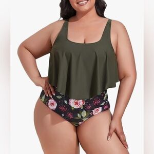 Mooncore Womens Plus Size Swimsuit High Waisted Tankini  Size 2XL (18W)
